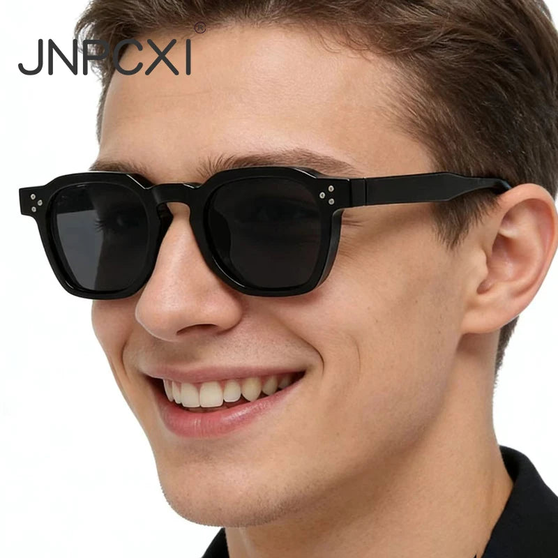 Lunettes de Soleil Ovales Vintage – UV400 & Style Intemporel