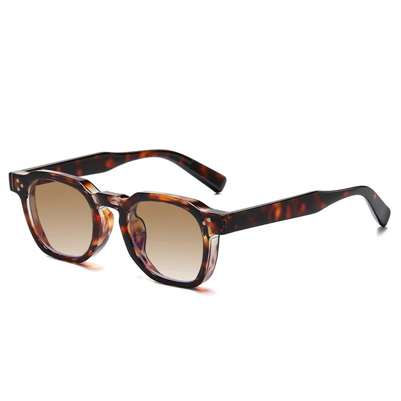 Lunettes de Soleil Ovales Vintage – UV400 & Style Intemporel
